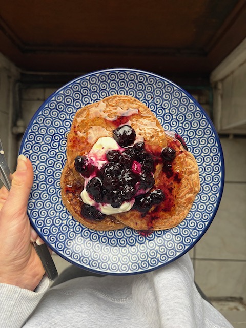 Blueberry topped pancakes - Image credits to Ellen Hollingshurst (@a_bakingmess).