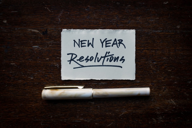 image of a post it with new year resolutions